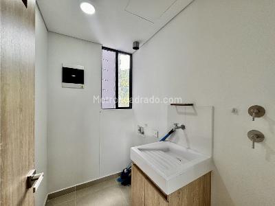 Apartamento de 3 alcobas en venta en Via Las Palmas, Medellín, 113 m² · foto 19 de 20