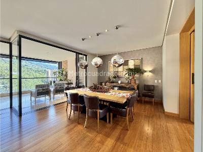 Apartamento de 3 alcobas en venta en El Poblado, Medellín, 238 m² · foto 3 de 20