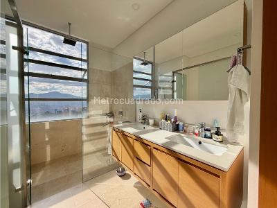 Apartamento en venta en El Poblado, Medellín · foto 17 de 20