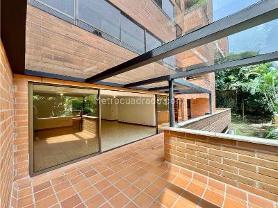 Apartamento de 3 alcobas en venta en El Poblado, Medellín, 320 m² · foto 3 de 20