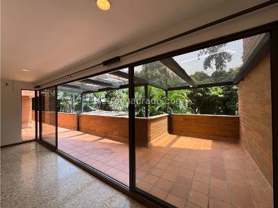 Apartamento de 3 alcobas en venta en El Poblado, Medellín, 320 m² · foto 4 de 20