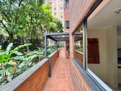 Apartamento de 3 alcobas en venta en El Poblado, Medellín, 320 m² · foto 12 de 20