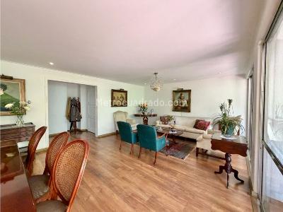 Apartamento de 3 alcobas en venta en El Poblado, Medellín, 229 m² · foto 10 de 20