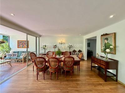 Apartamento de 3 alcobas en venta en El Poblado, Medellín, 229 m² · foto 13 de 20