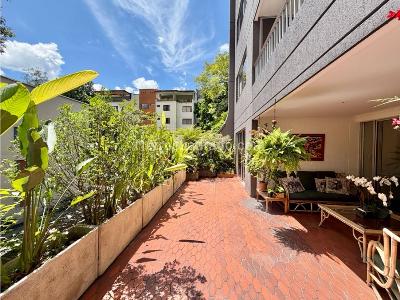 Apartamento de 3 alcobas en venta en El Poblado, Medellín, 229 m² · foto 4 de 20