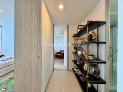 Apartamento en venta en Loma Del Escobero, Envigado · foto 17 de 20