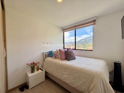 Apartamento en venta en Loma Del Escobero, Envigado · foto 15 de 20