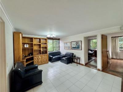 Apartamento de 4 alcobas en venta en El Poblado, Medellín, 191 m² · foto 18 de 20