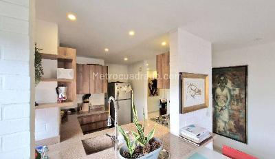 Apartamento en venta en El Portal, Envigado · foto 4 de 15