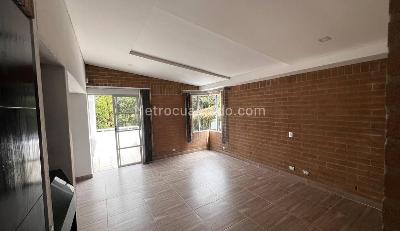 Casa de 4 alcobas en venta en Loma Del Escobero, Envigado, 1250 m² · foto 12 de 16