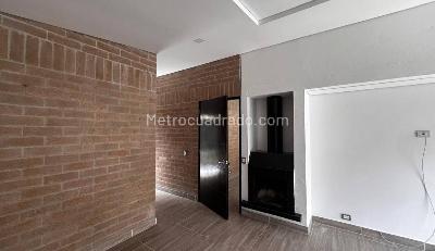 Casa de 4 alcobas en venta en Loma Del Escobero, Envigado, 1250 m² · foto 14 de 16