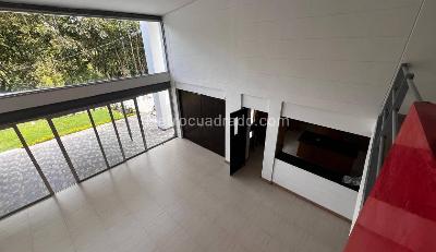 Casa de 4 alcobas en venta en Loma Del Escobero, Envigado, 1250 m² · foto 2 de 16