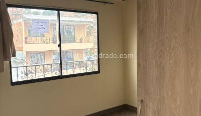 Casa de 4 alcobas en venta en Campo Valdes, Medellín, 120 m² · foto 11 de 14