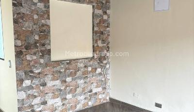 Casa de 4 alcobas en venta en Campo Valdes, Medellín, 120 m² · foto 9 de 14