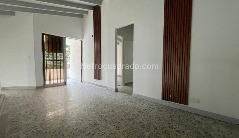 Casa de 1 Alcoba en Conquistadores para alquiler