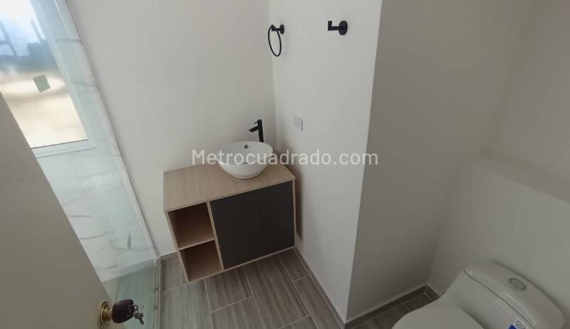 Casa Sin Muebles de 4 Alcobas en Belén Malibu - 7