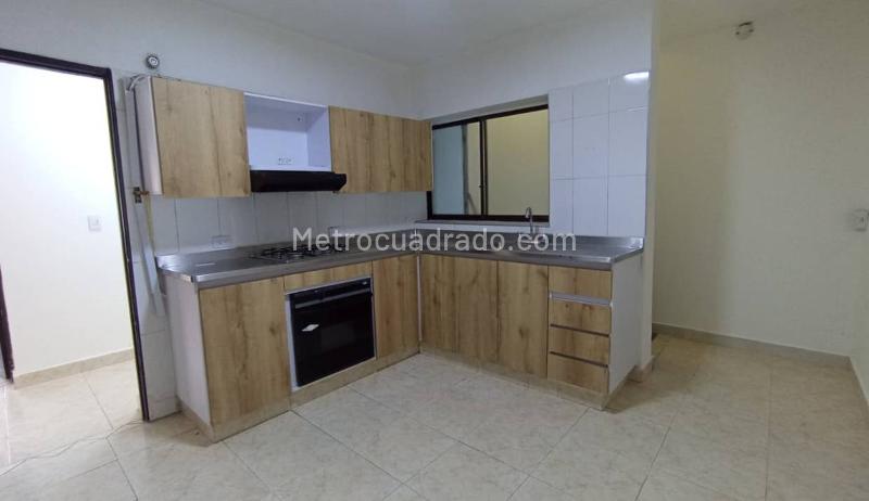 Casa en Muy Buen Estado de 3 Alcobas en Belén Rosales