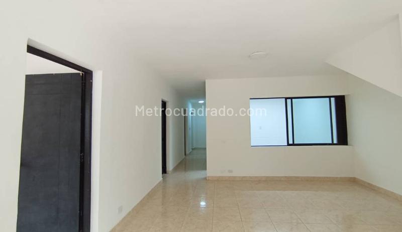 Casa en Muy Buen Estado de 3 Alcobas en Belén Rosales - 6