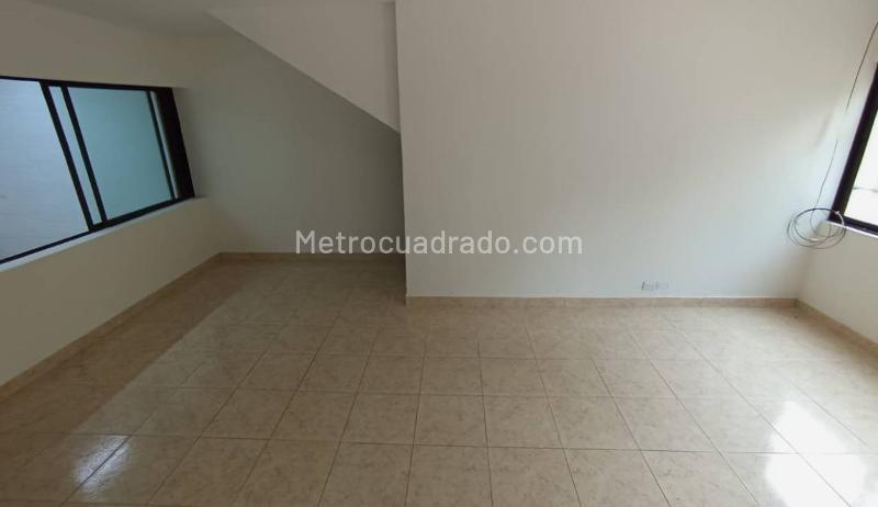 Casa en Muy Buen Estado de 3 Alcobas en Belén Rosales - 7