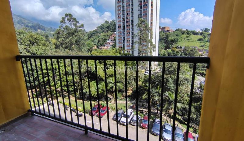 Unfurnished 3BR Apartment for Rent in La Estrella - 6