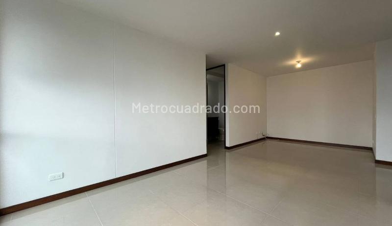 Apartamento Sin Amoblar de 2 Alcobas en El Poblado - 4
