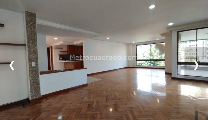 Apartamento de 3 Alcobas en Muy Buen Estado en El Poblado - 7
