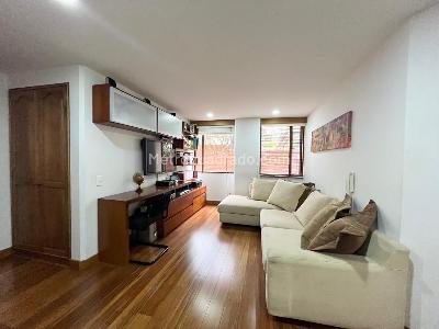 Apartamento de 3 alcobas en venta en Los Rosales, Bogotá, 176 m² · foto 11 de 19