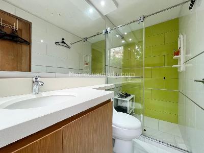 Apartamento de 3 alcobas en venta en Los Rosales, Bogotá, 176 m² · foto 15 de 19