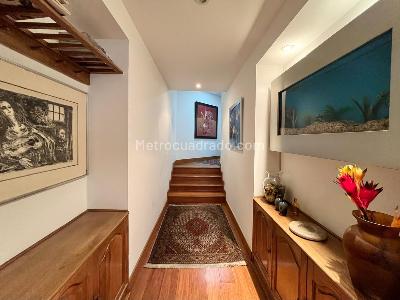 Apartamento de 3 alcobas en venta en Los Rosales, Bogotá, 176 m² · foto 9 de 19