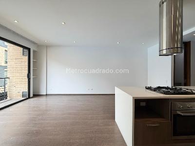 Apartaestudio en venta en Chico Norte, Bogotá, 66 m² · foto 5 de 18