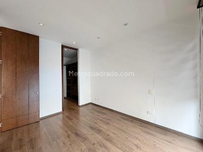 Apartaestudio en venta en Chico Norte, Bogotá, 66 m² · foto 13 de 18