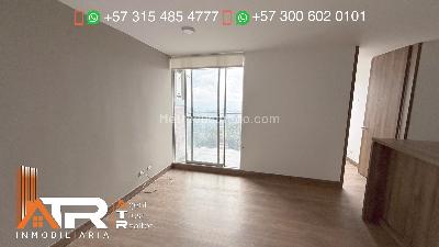 Apartamento de 3 alcobas en venta en La Francia, Manizales, 63 m² · foto 2 de 13