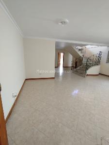 Apartamento de 4 alcobas en arriendo en El Velodromo, Medellín, 200 m² · foto 2 de 20