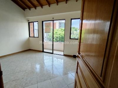 Apartamento de 4 alcobas en arriendo en El Velodromo, Medellín, 200 m² · foto 10 de 20