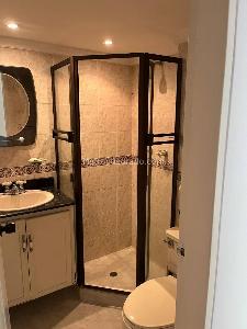 Apartamento de 4 alcobas en venta en El Poblado, Medellín, 121 m² · foto 17 de 19