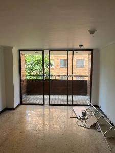 Apartamento de 4 alcobas en venta en El Poblado, Medellín, 121 m² · foto 7 de 19