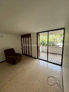 Apartamento de 4 alcobas en venta en El Poblado, Medellín, 121 m² · foto 8 de 19