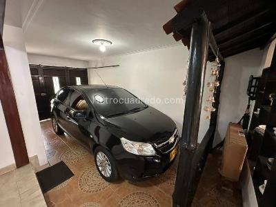 Casa de 4 alcobas en venta en El Trianon, Envigado, 110 m² · foto 10 de 20
