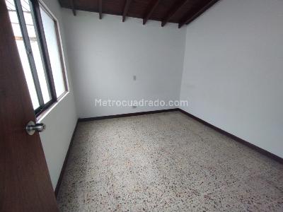Casa de 4 alcobas en venta en Simon Bolivar, Medellín, 210 m² · foto 13 de 15