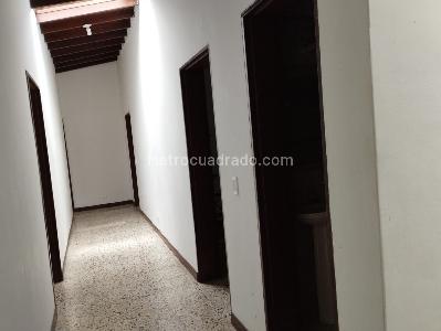 Casa de 4 alcobas en venta en Simon Bolivar, Medellín, 210 m² · foto 5 de 15