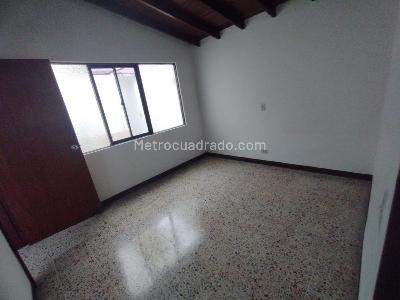 Casa de 4 alcobas en venta en Simon Bolivar, Medellín, 210 m² · foto 7 de 15