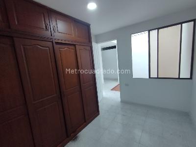 Casa de 4 alcobas en venta en Buenos Aires, Medellín, 231 m² · foto 16 de 20