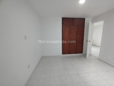 Casa de 4 alcobas en venta en Buenos Aires, Medellín, 231 m² · foto 4 de 20