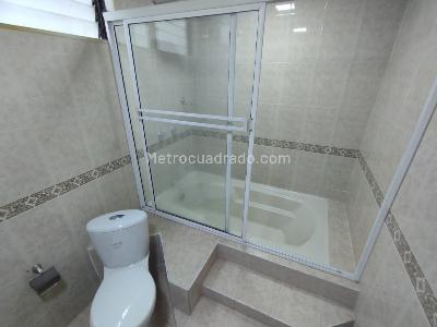 Casa de 4 alcobas en venta en Buenos Aires, Medellín, 231 m² · foto 6 de 20