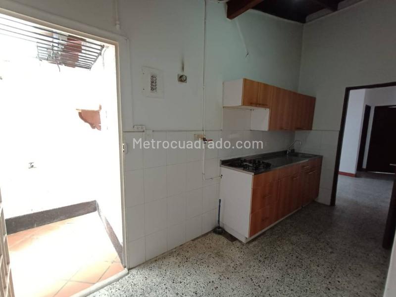 4BR Apartment in Mesa (120 m²) - 4