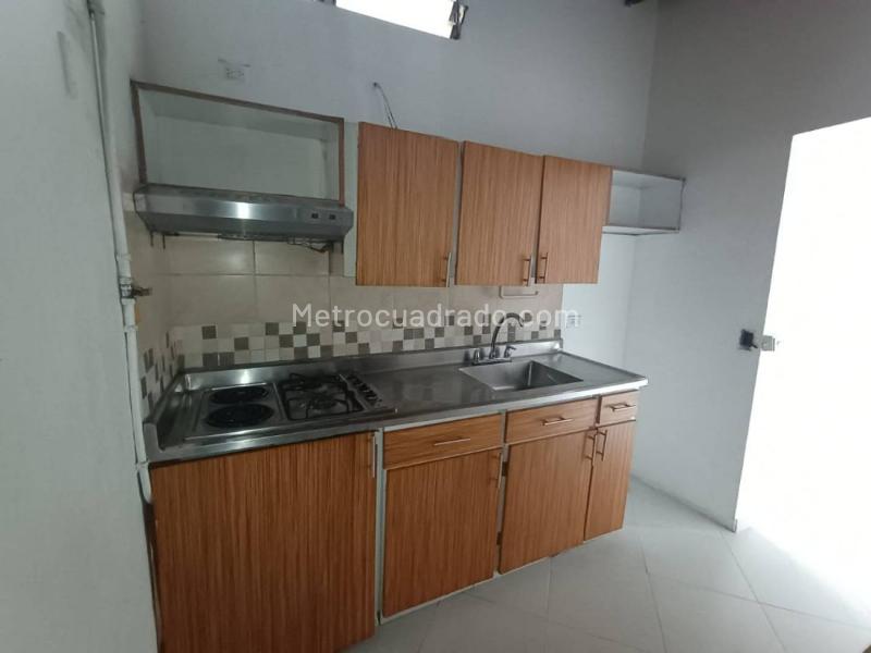 Apartamento en Arriendo, El Dorado, Envigado - 3