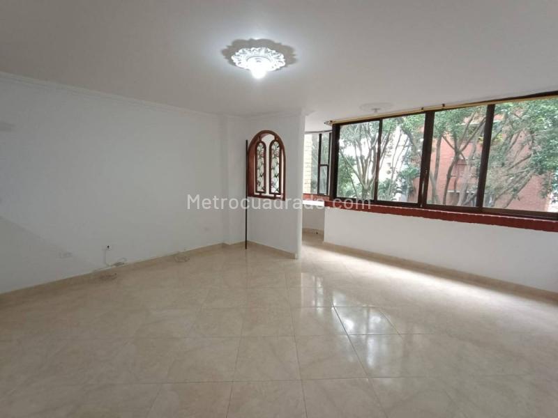 Beautiful 2BR Apartment in Almeria - 5