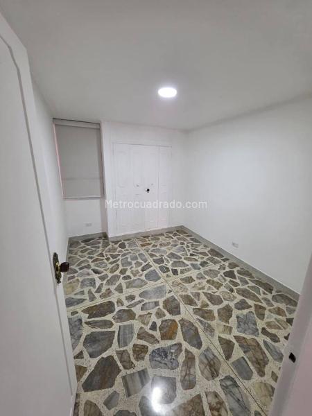 Amplio Apartamento de 3 Alcobas en Simón Bolívar - 9