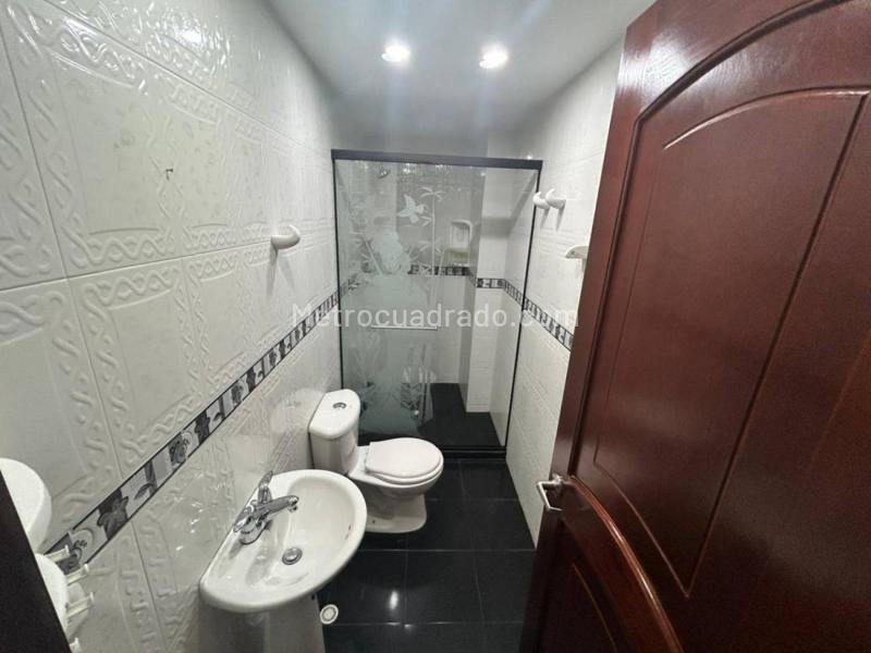 Cozy 2BR Apartment in Belen San Bernardo - 4