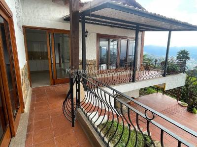 Casa en Arriendo, Loma Del Escobero, Envigado